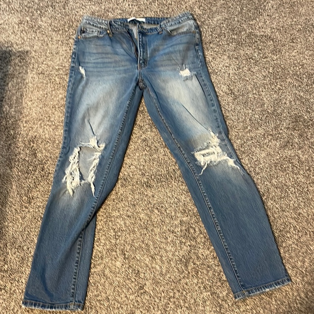 KanCan Super distressed boyfriend 9/28